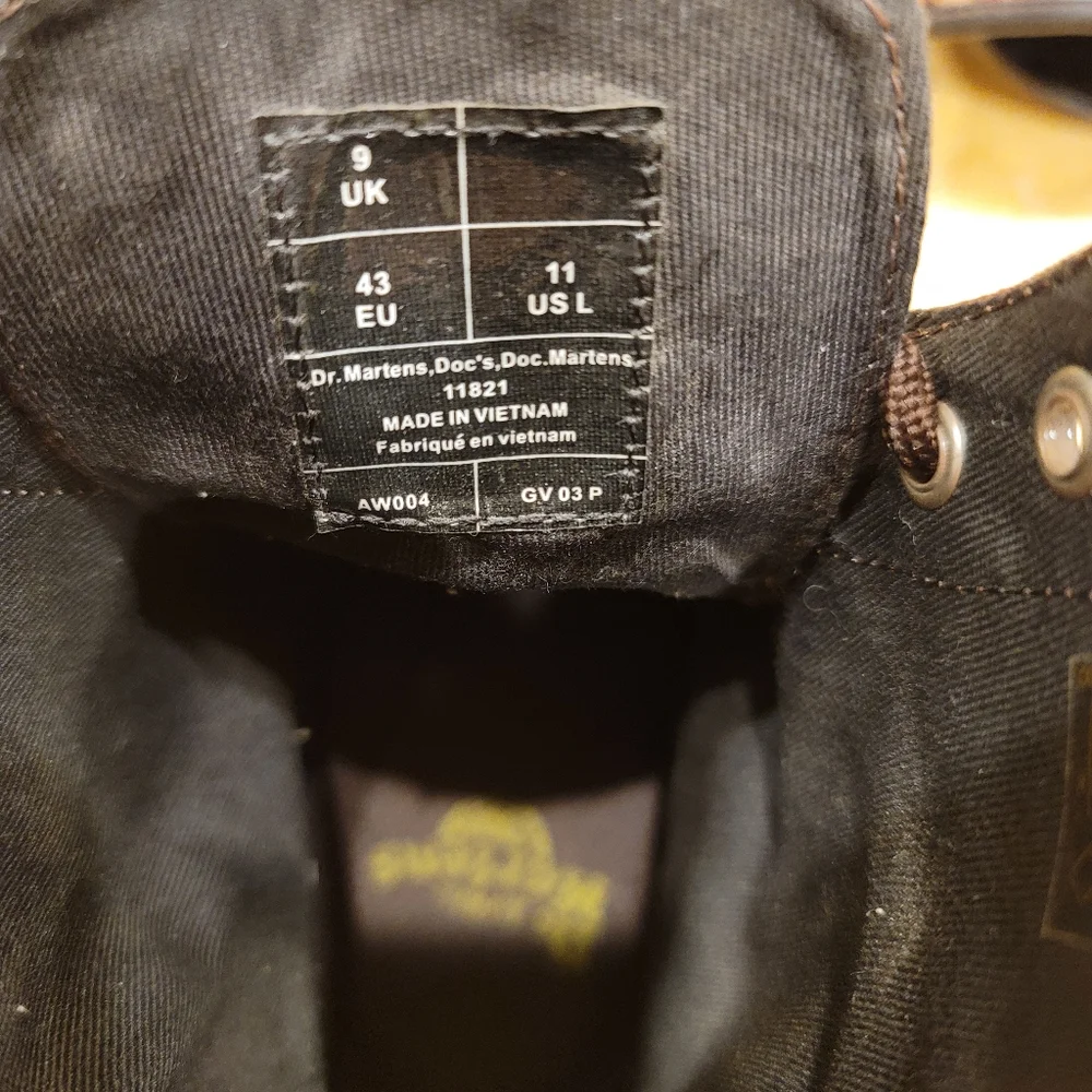 Dr Martins Victorian Floral Boots 11 - Picture 6 of 9